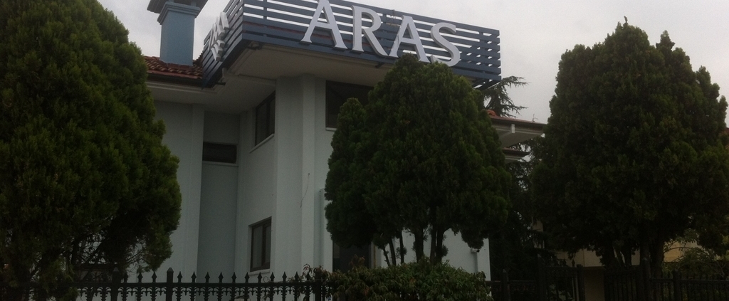 içerenköy tabelacı